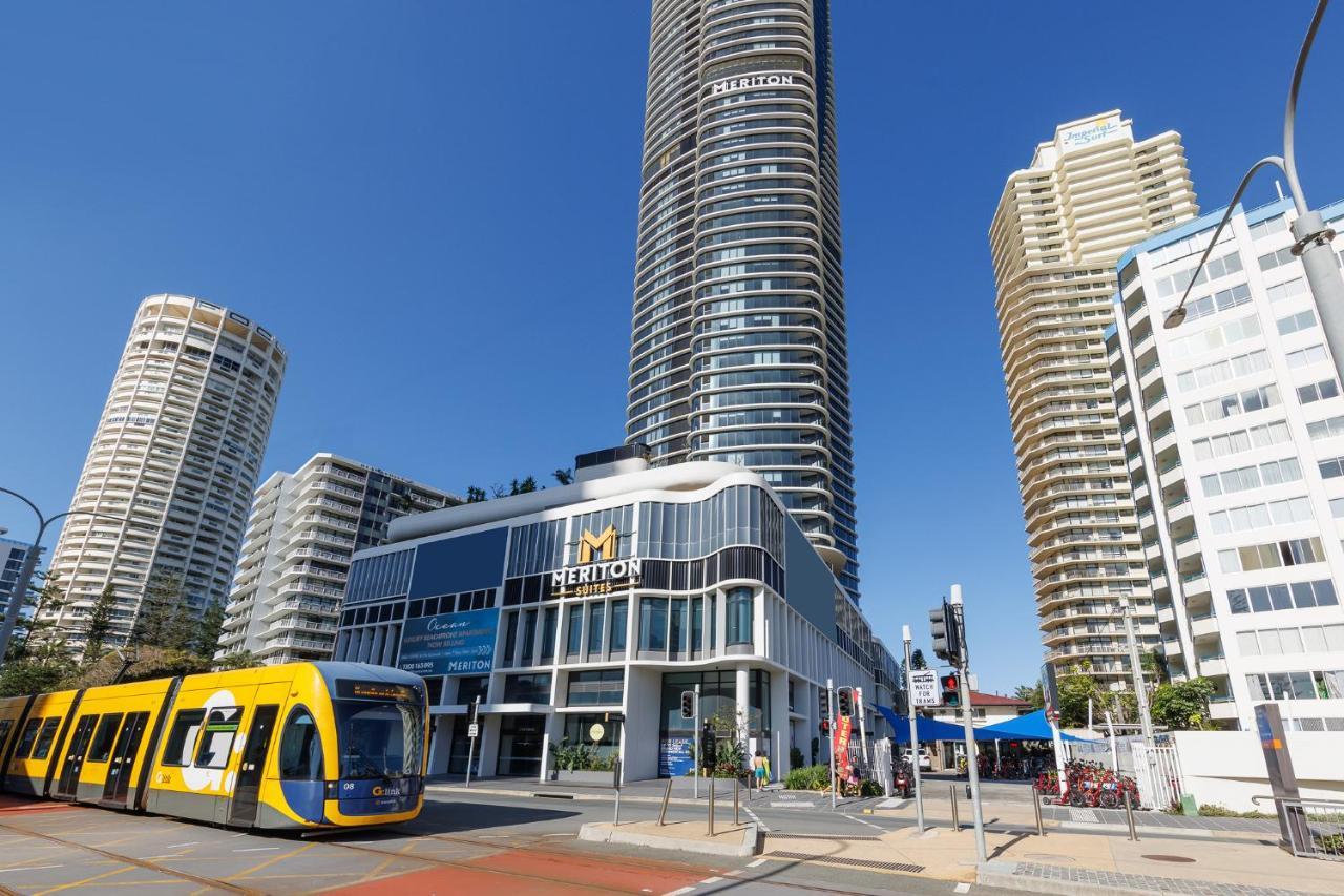 Meriton Suites Surfers Paradise โกลด์โคสต์ ภายนอก รูปภาพ Hilton on the Gold Coast